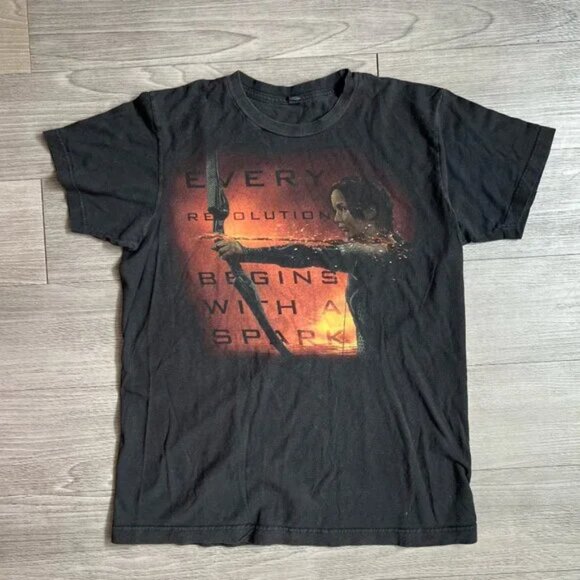 RARE 2013 Hunger Games Catching Fire Promo T-Shirt Black Graphic Size M - Picture 1 of 3